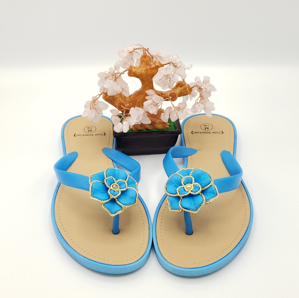 Women sandals